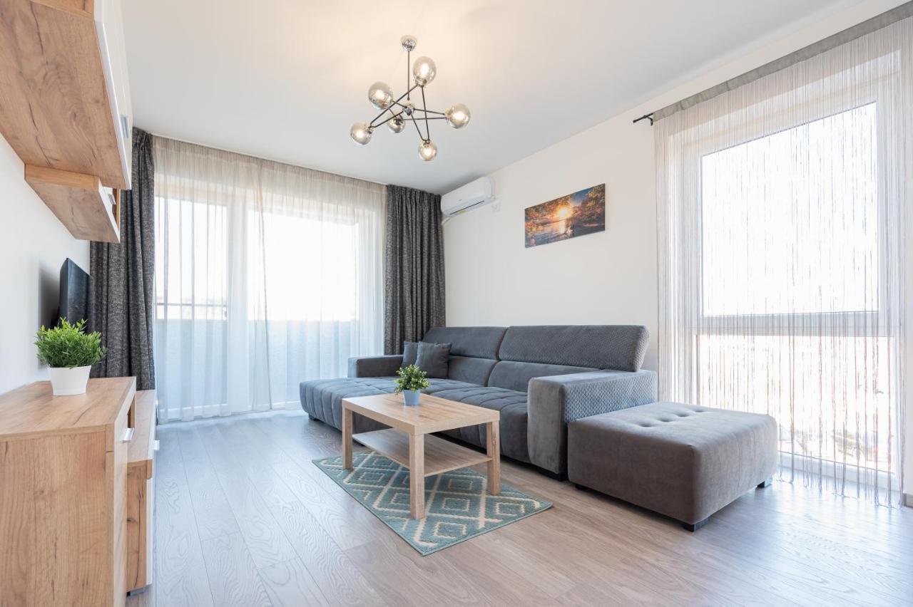Serene Flat Apartment Oradea Exterior foto